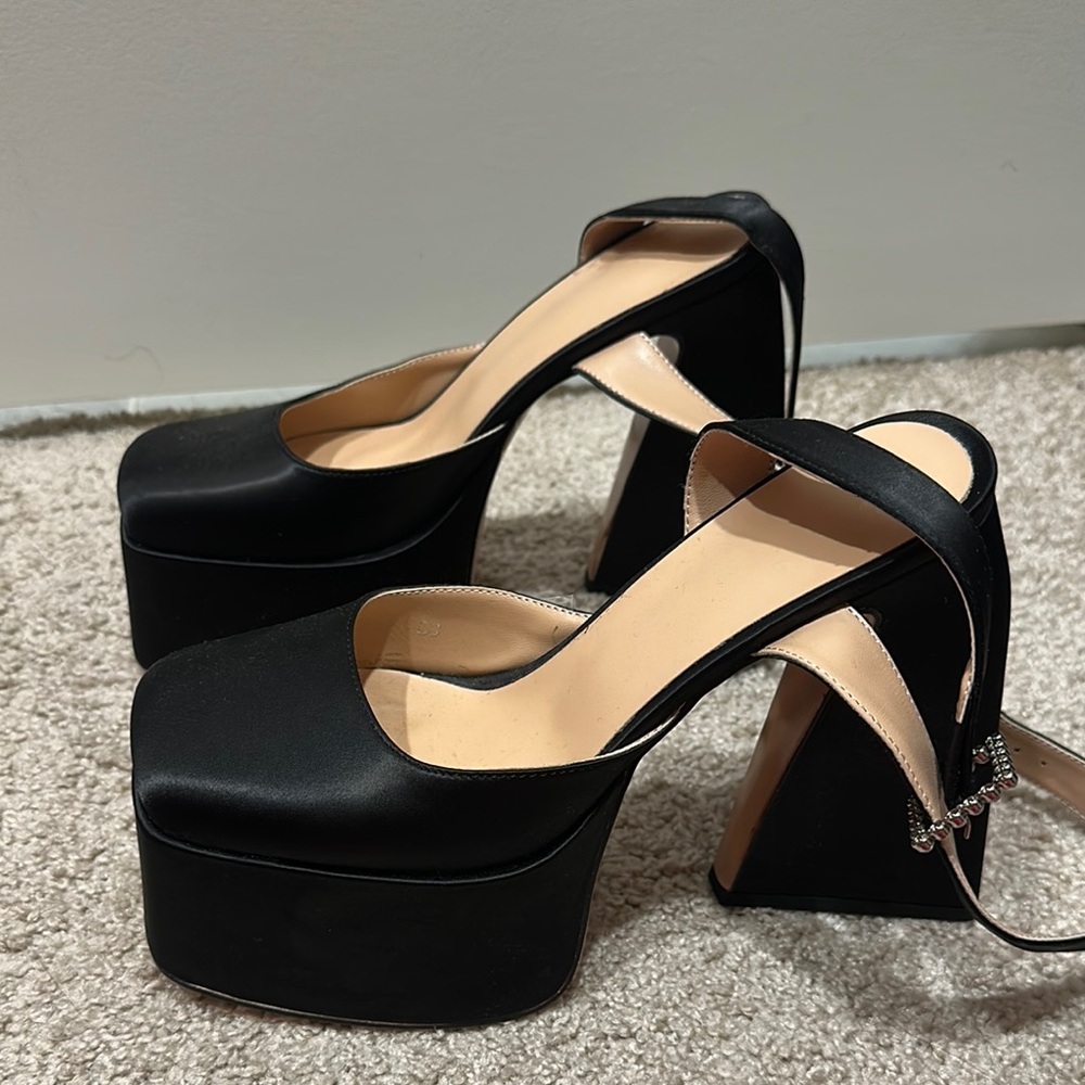 Elegant Black Platform Heels